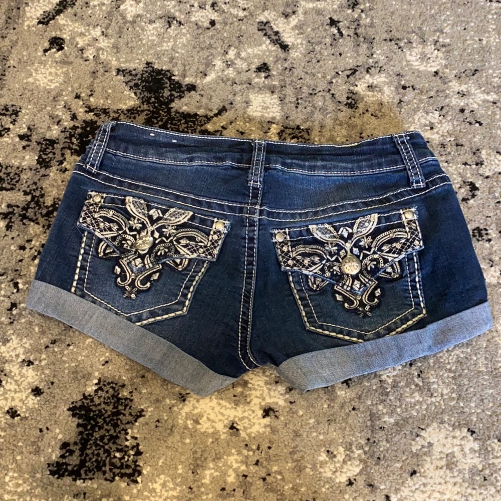 Woman’s shorts